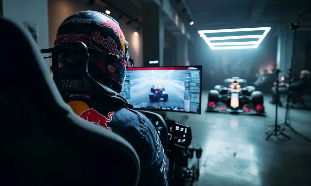 Red Bull Rudy Van Buren al simulatore